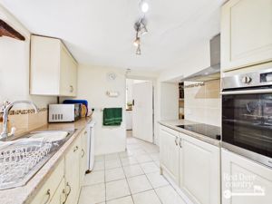 Kitchen- click for photo gallery